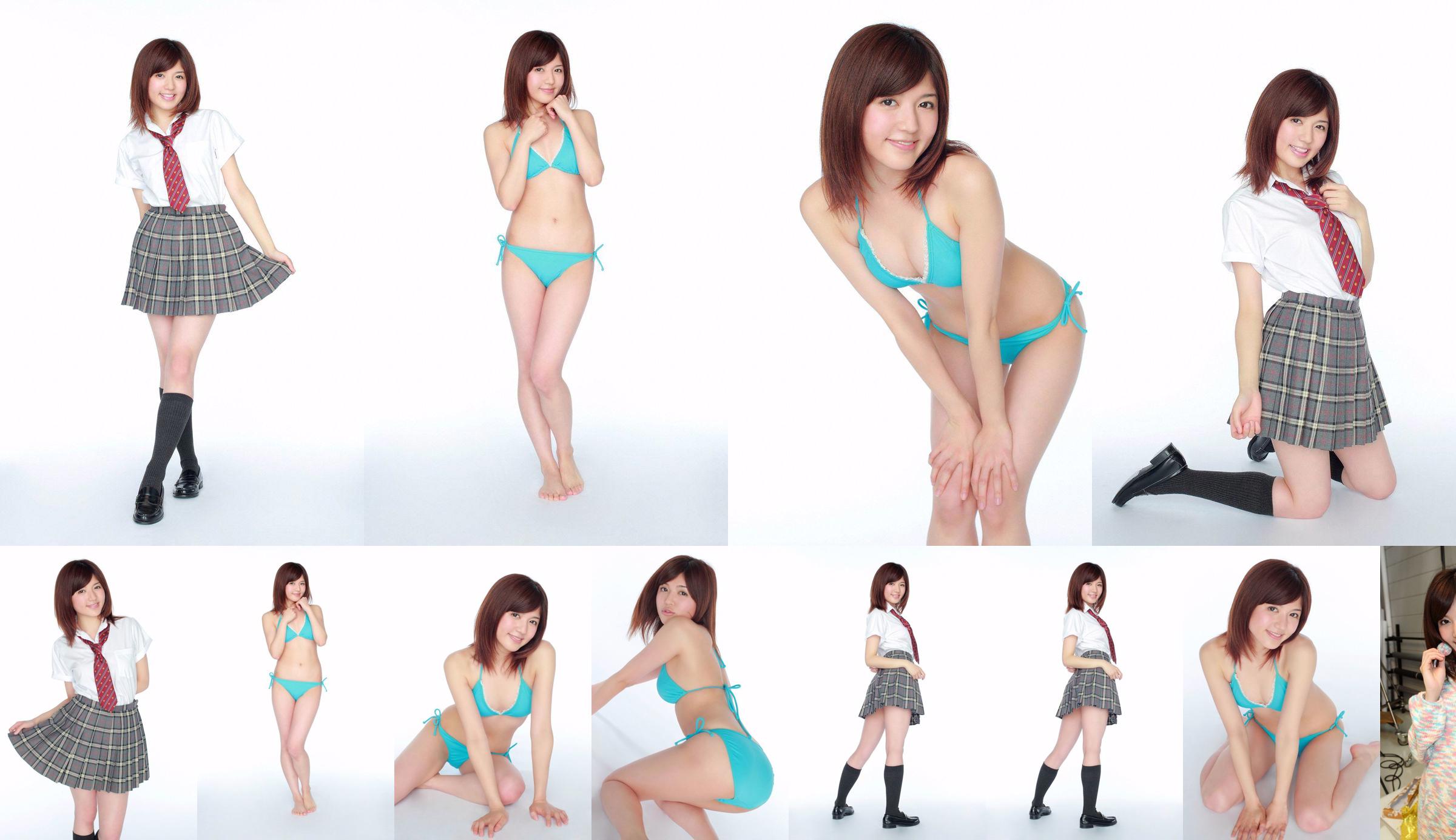 Mayuka Shirasawa 白 泽 ま ゆ か "Pintu Masuk Seksi レ ー ス ク イ ー ン !!"  No.d8d1c4 Halaman 1